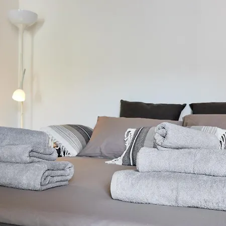 Alexander House - Unbeatable Price! Appartement Bergamo